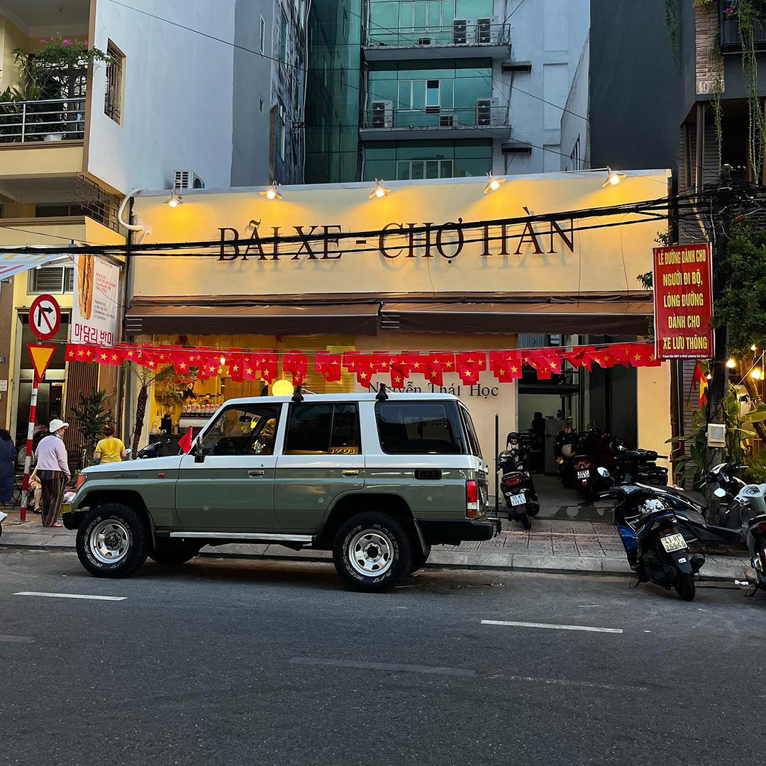 Bãi xe chợ Hàn
