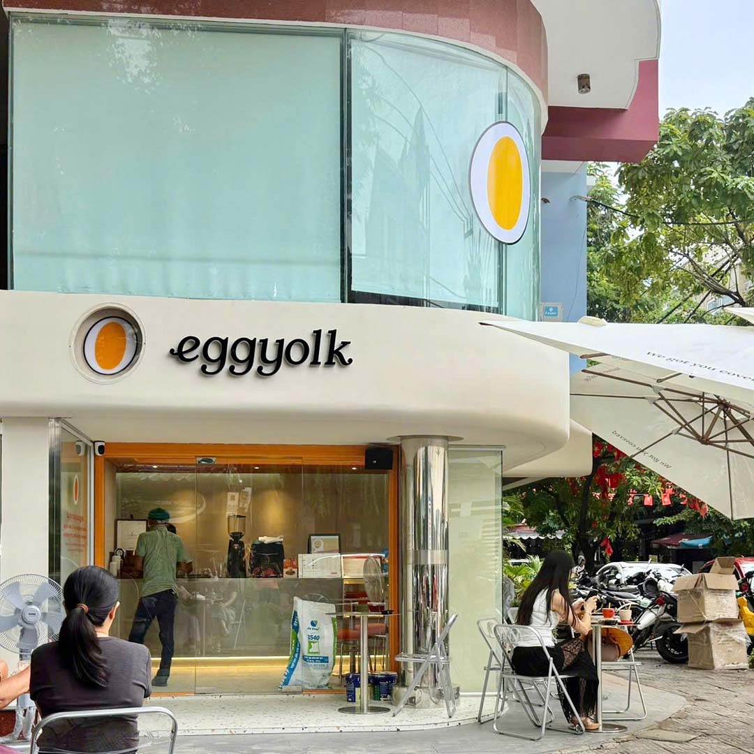 Eggyolk Coffee – Cầu Rồng