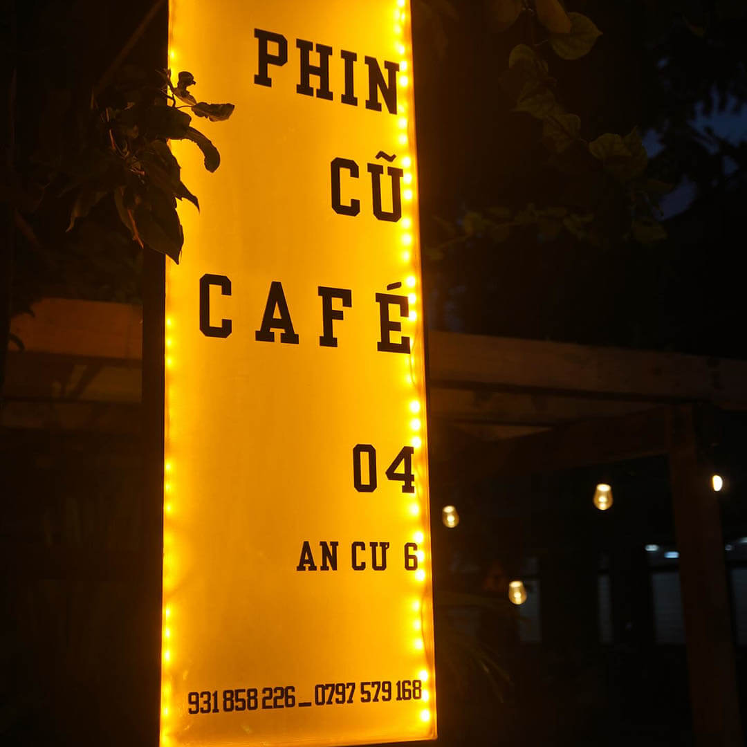 Phin Cũ Cafe