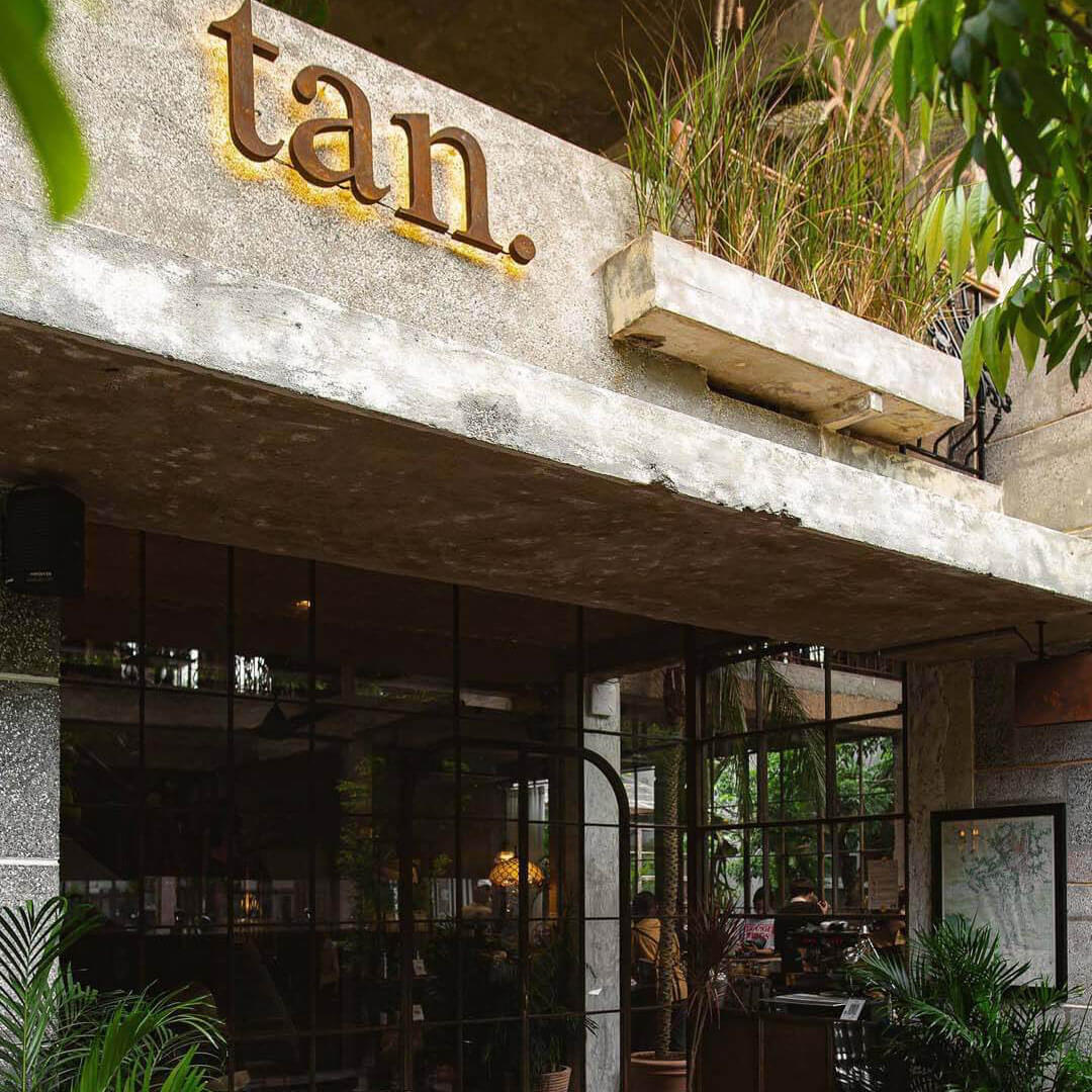 Tan Cafe