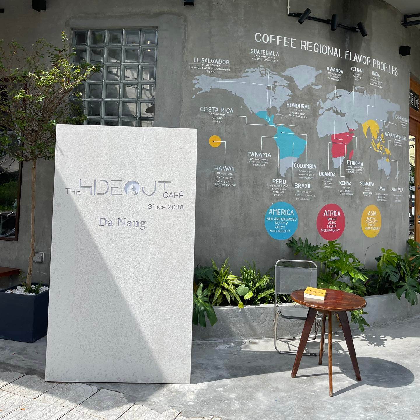 The Hideout Cafe – Đỗ Bá