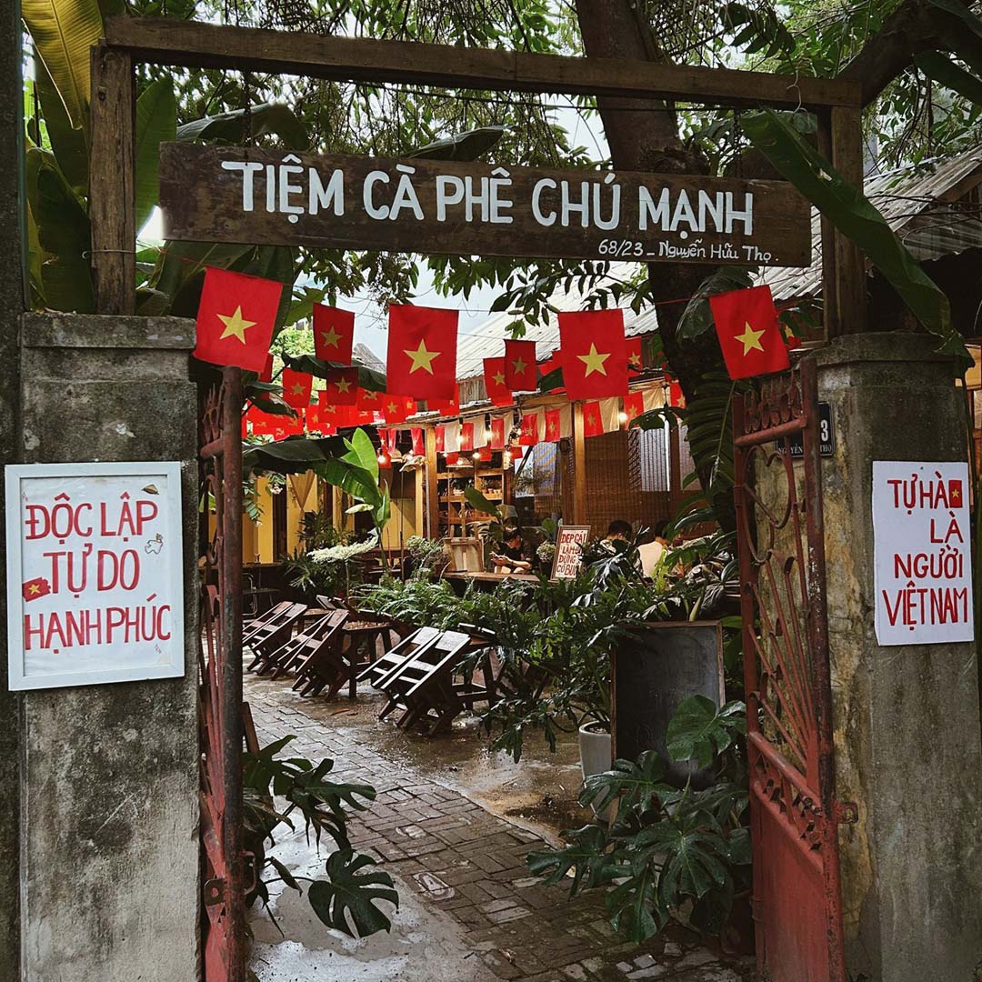 Tiệm cà phê Chú Mạnh 2